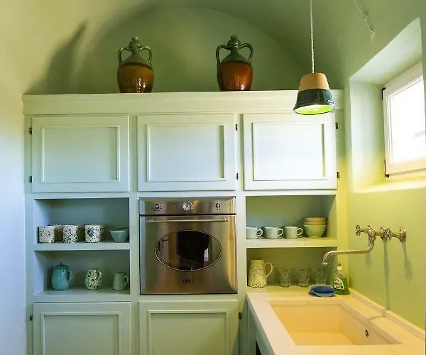 Masseria Celano 格罗塔列